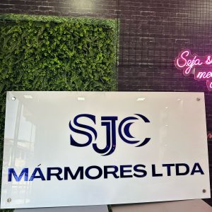 PLACA RETANGULAR COM ACRÍLICO ESPELHADO 150x80cm -