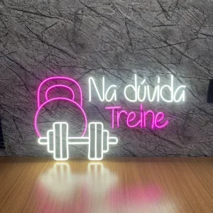 LUMINÁRIA PAINEL NEON LED - NA DÚVIDA TREINE- 43x72
